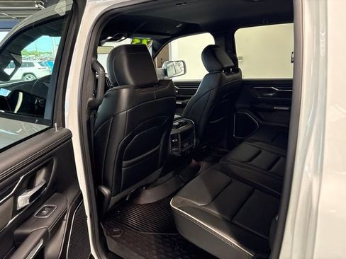 Used 2023 RAM 1500 Laramie AWD/4WD image 17