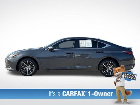 Used 2025 Lexus ES 300h w/ Premium Package FWD image 3