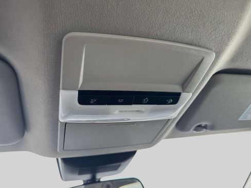 Used 2025 Nissan Sentra S FWD image 29