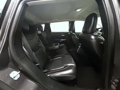 Used 2018 Jeep Cherokee Limited AWD/4WD image 18