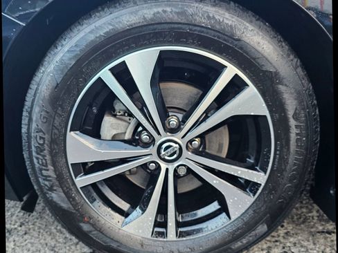 Used 2023 Nissan Sentra SV w/ All-Weather Package image 31