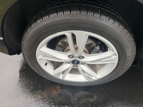 Used 2021 Audi Q3 2.0T Premium w/ Convenience Package image 12