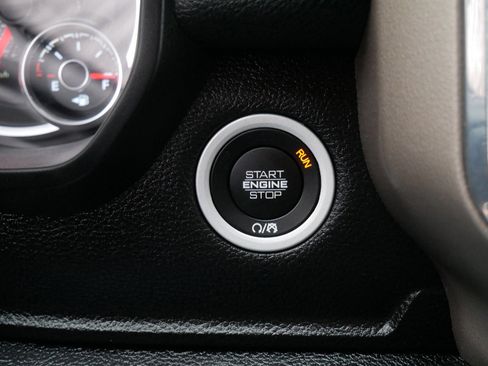 Used 2021 RAM 1500 Laramie image 24