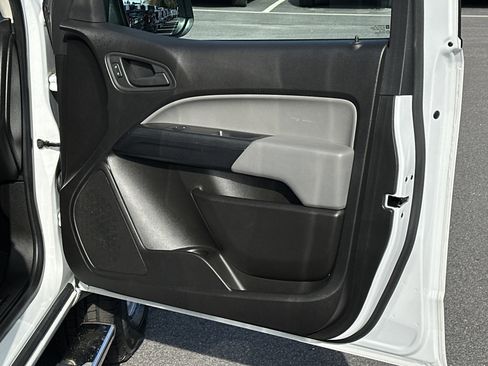 Certified 2018 Chevrolet Colorado W/T w/ WT Convenience Package image 15