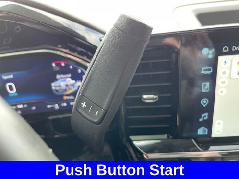 Used 2024 Chevrolet Silverado 2500 ZR2 w/ Technology Package AWD/4WD image 24