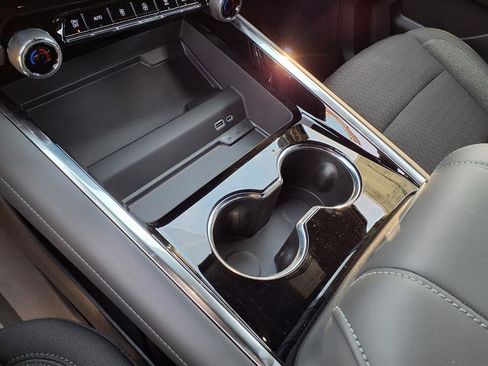 New 2026 Chevrolet Tahoe LS image 11