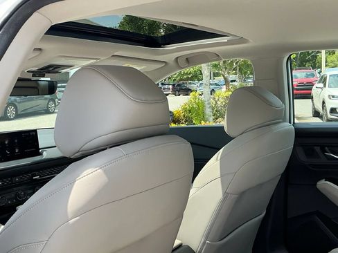 Certified 2024 Honda Accord Touring image 32