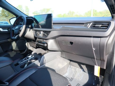 New 2026 Ford Escape ST-Line w/ Tech Pack #1 image 17