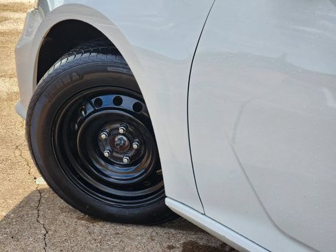 Used 2021 Nissan Altima 2.5 S FWD image 17