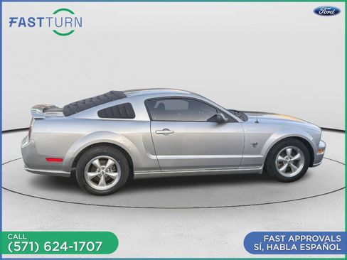 Used 2009 Ford Mustang GT RWD image 26