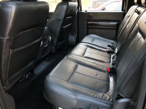 Used 2015 Ford F350 Platinum image 48