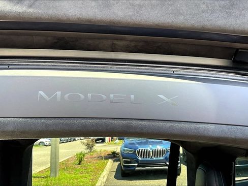 Used 2022 Tesla Model X Plaid AWD/4WD image 18