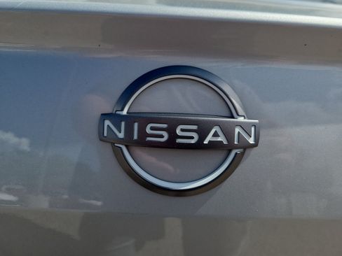 Used 2024 Nissan Altima 2.5 SR FWD image 16