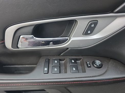 Used 2015 GMC Terrain SLE w/ Convenience Package image 18