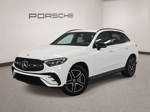 Used 2023 Mercedes-Benz GLC 300 image 1
