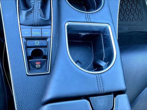 Used 2019 Toyota Avalon Touring w/ Advanced Safety Package FWD image 33