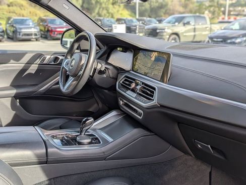 Used 2023 BMW X6 xDrive40i w/ M Sport Package image 41