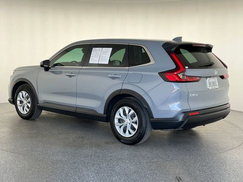 Used 2023 Honda CR-V LX image 4