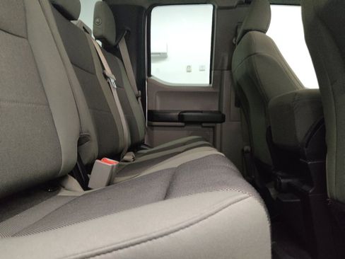 Used 2016 Ford F150 XL w/ Equipment Group 101A Mid RWD image 19