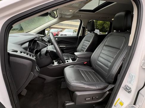 Used 2018 Ford Escape SEL w/ Ford Safe & Smart Package AWD/4WD image 27
