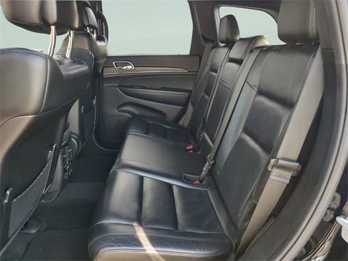 Certified 2018 Jeep Grand Cherokee Limited image 34