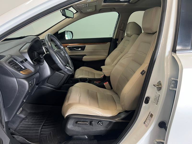 Used 2019 Honda CR-V Touring image 10