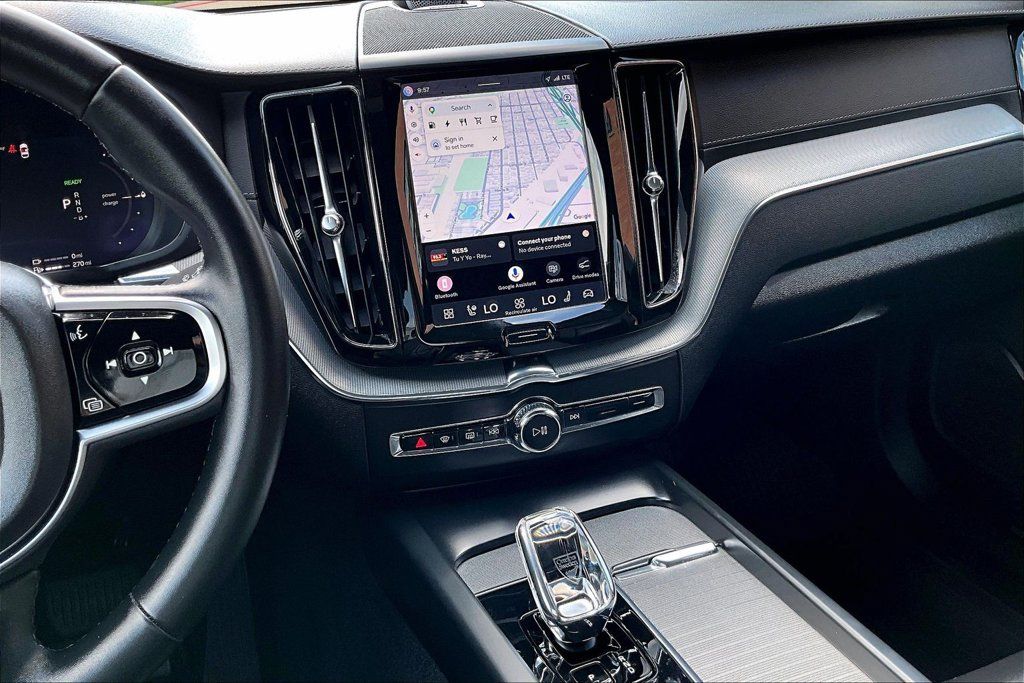 Certified 2023 Volvo XC60 T8 Polestar AWD/4WD image 8