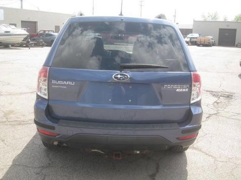 Used 2012 Subaru Forester 2.5X Premium w/ All-Weather Pkg AWD/4WD image 6