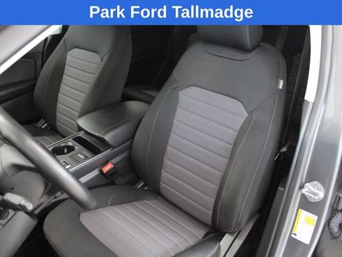Used 2022 Ford Edge SE w/ Black Appearance Package AWD/4WD image 12
