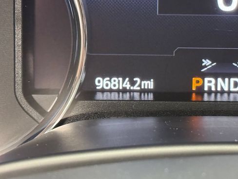 Used 2020 Ford Expedition XLT w/ Equipment Group 202A AWD/4WD image 18