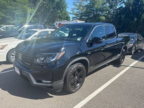 Used 2023 Honda Ridgeline Black Edition image 2