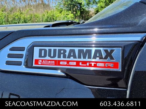 Used 2024 GMC Sierra 2500 Denali w/ Denali Reserve Package image 12