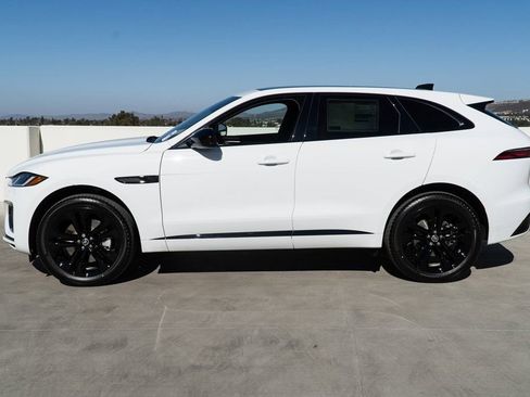 Used 2025 Jaguar F-PACE R-Dynamic S AWD/4WD image 3