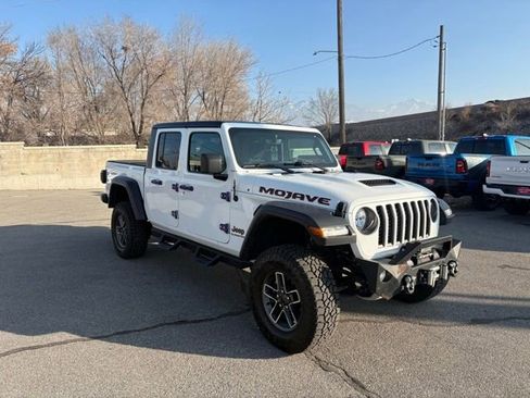 Used 2021 Jeep Gladiator Mojave image 8