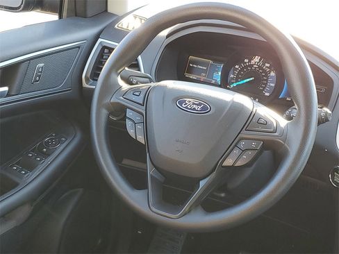 New 2024 Ford Edge SE w/ Black Appearance Package image 28
