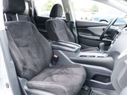 Used 2019 Nissan Murano SV FWD image 22
