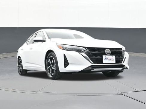 Used 2025 Nissan Sentra SV image 53