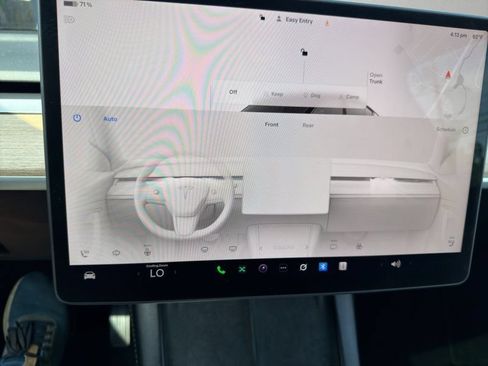 Used 2023 Tesla Model Y Long Range AWD/4WD image 18