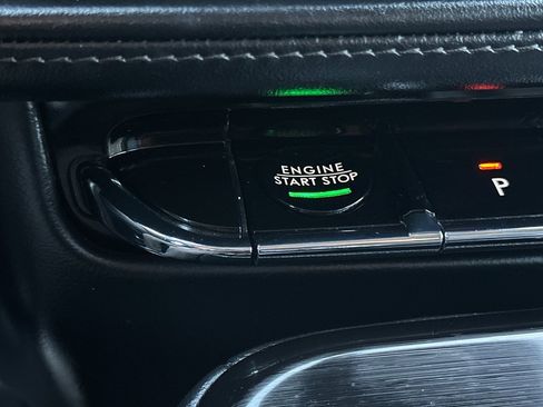 Used 2022 Lincoln Nautilus FWD w/ Premium Package image 22