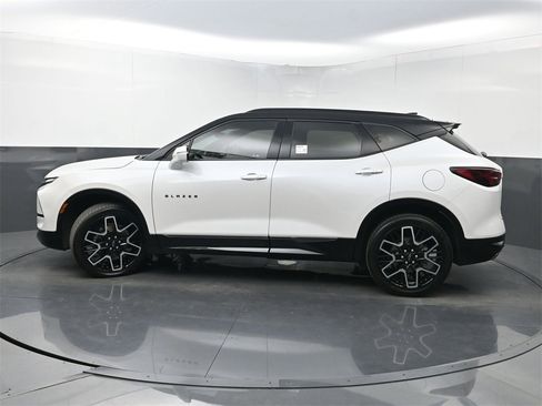 Used 2023 Chevrolet Blazer RS w/ Driver Confidence II Package image 45