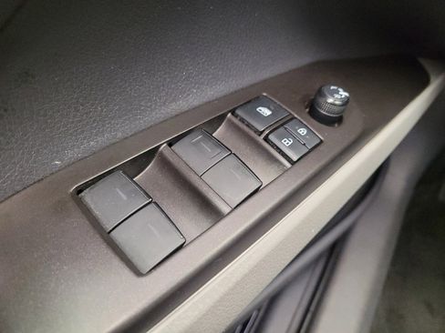 Used 2021 Toyota Camry LE w/ Carpet Mat Package (TMS) image 27