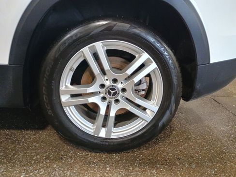 Certified 2021 Mercedes-Benz GLB 250 GLB 250 image 30