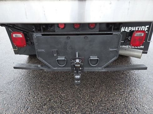 Used 2018 GMC Sierra 3500 SLE w/ SLE Preferred Package image 21