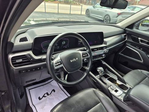Used 2025 Kia Telluride S AWD/4WD image 10