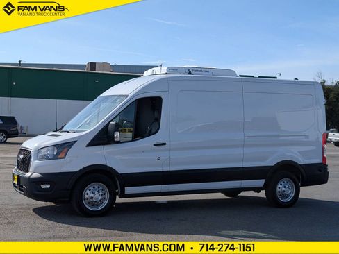 Used 2024 Ford Transit 250 148 Medium Roof Extended AWD w/ Exterior Upgrade Package image 3