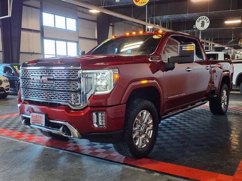 Used 2022 GMC Sierra 2500 Denali w/ Denali Ultimate Package image 3