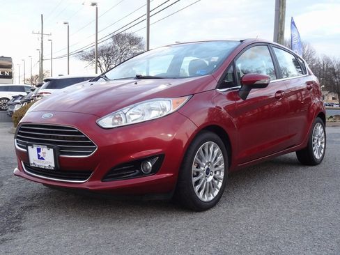 Used 2015 Ford Fiesta Titanium image 8