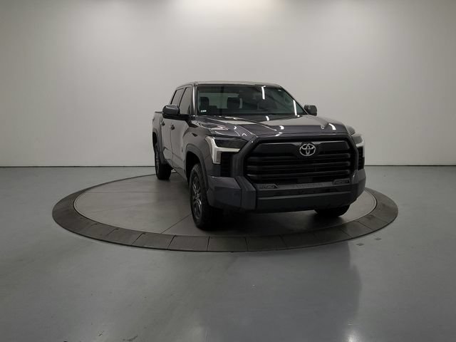 Used 2024 Toyota Tundra SR5 w/ SR5 Convenience Package AWD/4WD image 2