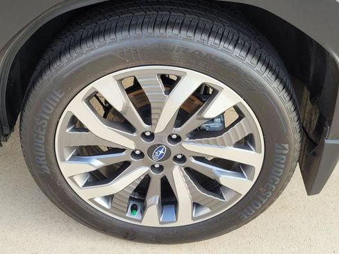 Certified 2025 Subaru Forester Touring w/ Popular Package - Touring AWD/4WD image 23