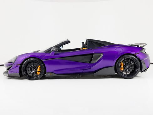 Used 2020 McLaren 600LT Spider RWD image 7